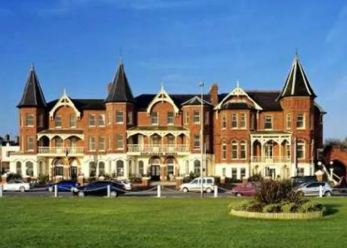 Esplanade Hotel On The Seafront